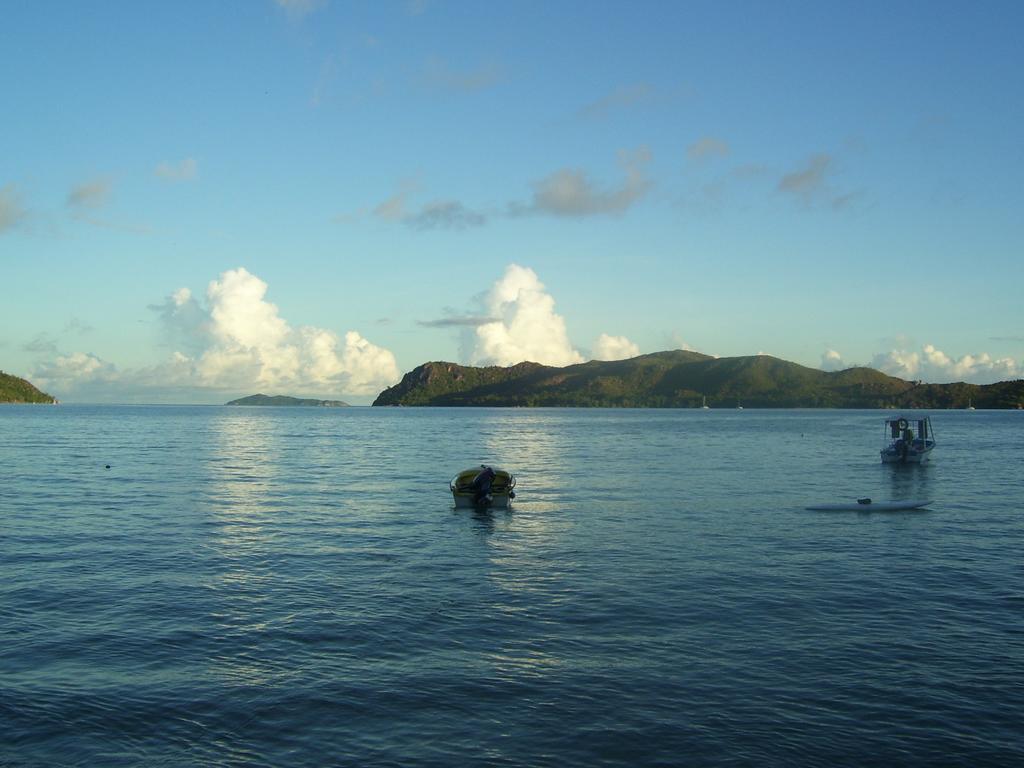 米雷拉度假屋 Anse Volbert Village 外观 照片